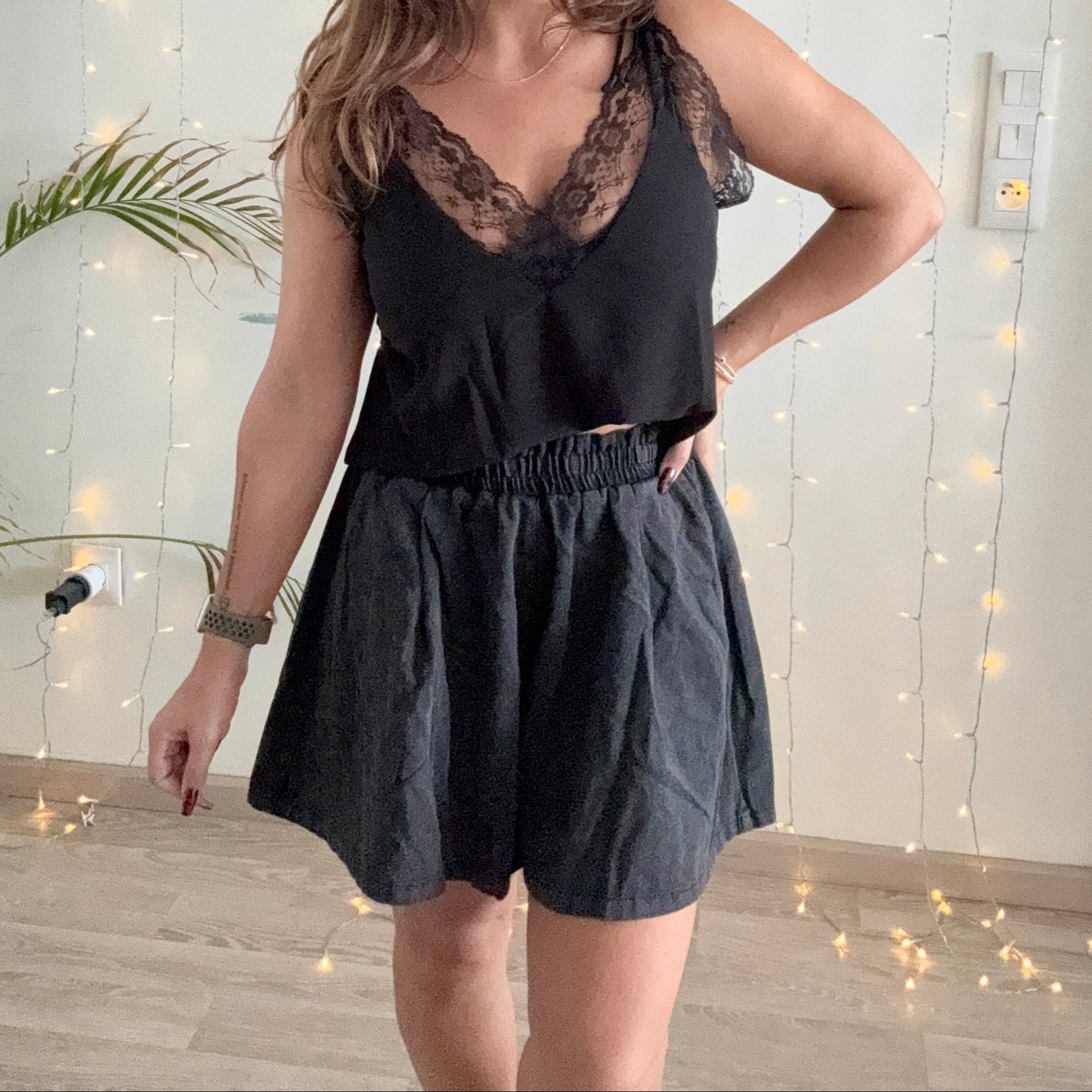 Jupe short IVA BLACK